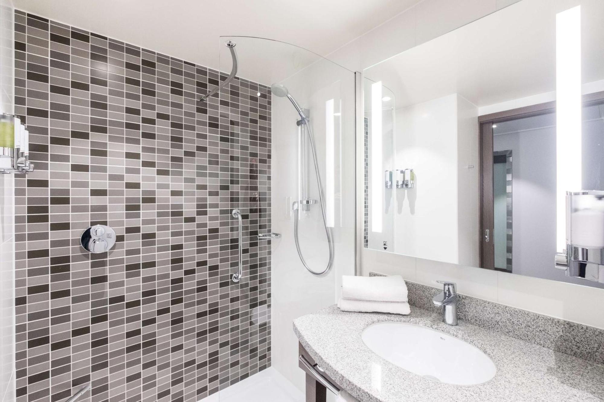 Hampton By Hilton Aberdeen Airport Dyce Zewnętrze zdjęcie